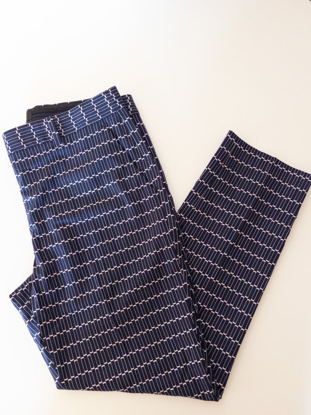 Theory Treeca 2 Geo Print Wool-Blend Cropped Trousers Navy Blue